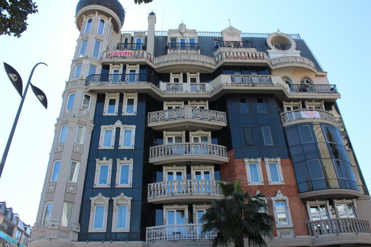 Batumi Apartment In Front Of Sheraton エクステリア 写真