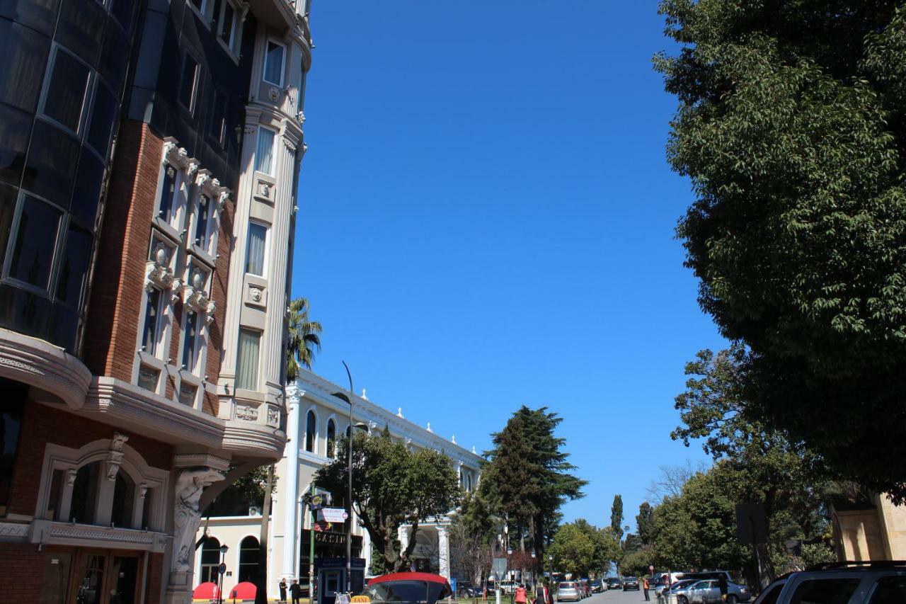 Batumi Apartment In Front Of Sheraton エクステリア 写真