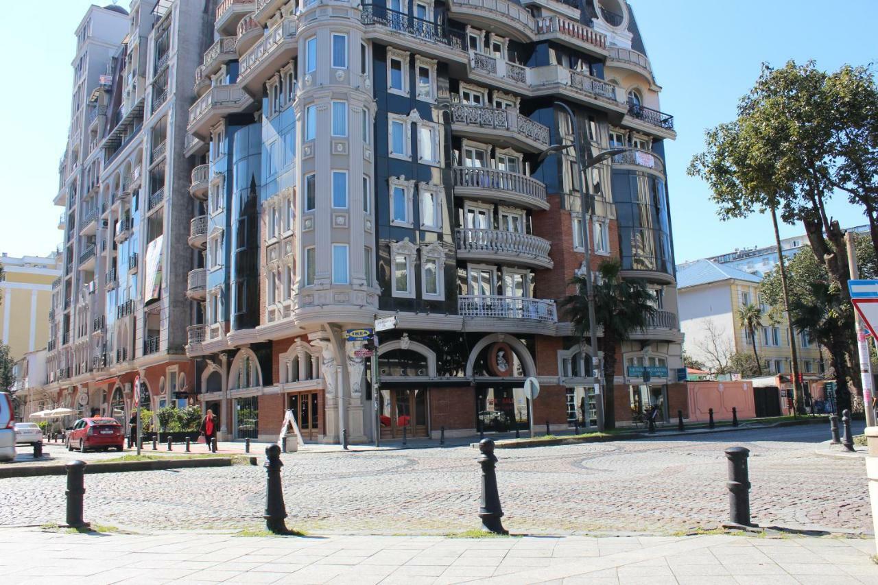 Batumi Apartment In Front Of Sheraton エクステリア 写真