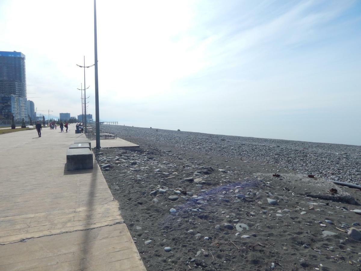 Batumi Apartment In Front Of Sheraton エクステリア 写真